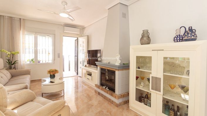 Image No.5-3 Bed Property for sale