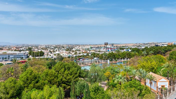 Image No.24-2 Bed Apartment for sale