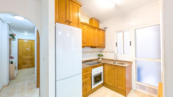 Image No.12-2 Bed Apartment for sale