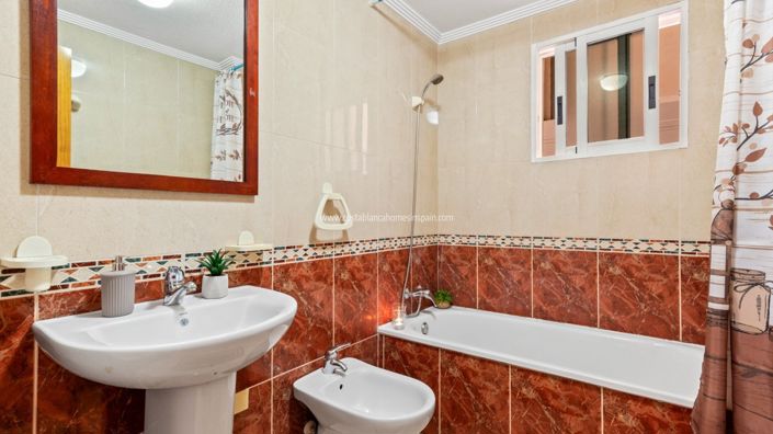 Image No.16-2 Bed Apartment for sale