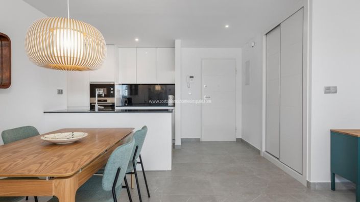 Image No.15-2 Bed Apartment for sale