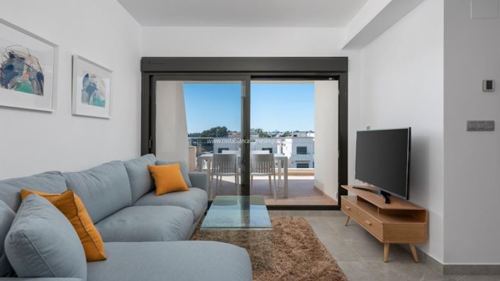 Image No.18-2 Bed Apartment for sale