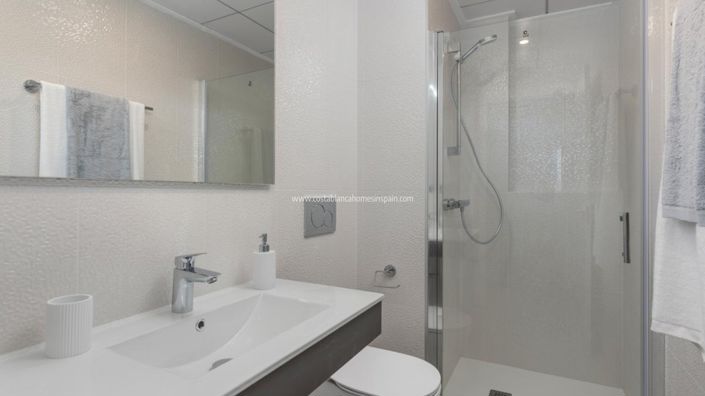 Image No.9-2 Bed Apartment for sale