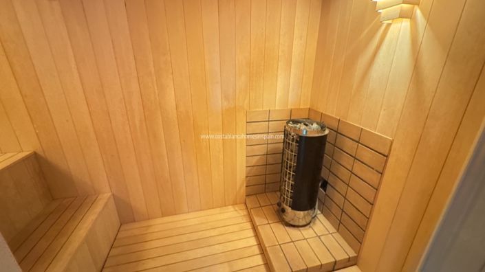 Image No.44-4 Bed Villa for sale