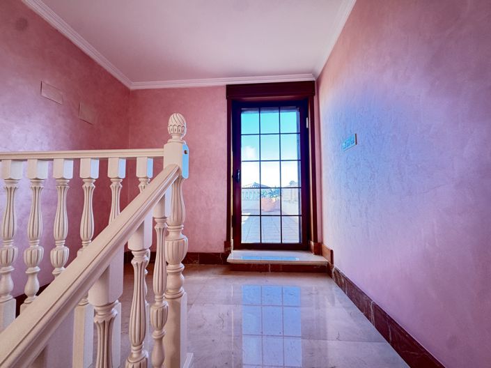 Image No.27-4 Bed Villa for sale