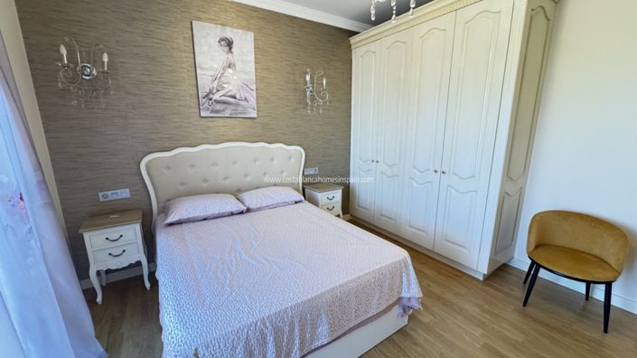 Image No.34-4 Bed Villa for sale