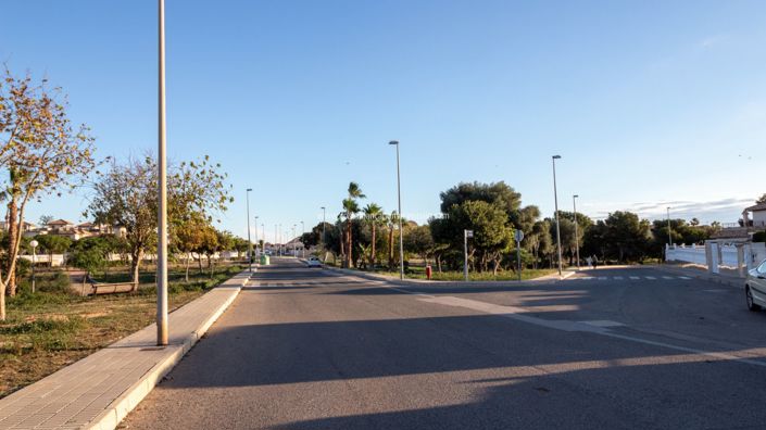 Image No.34-2 Bed Property for sale