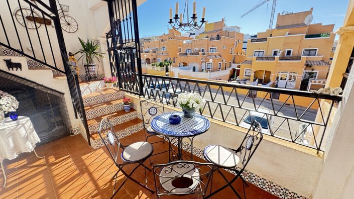 Image No.20-2 Bed Apartment for sale