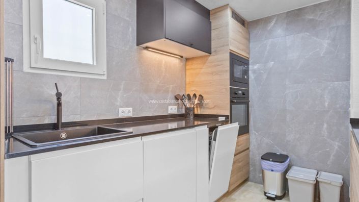 Image No.9-2 Bed Bungalow for sale