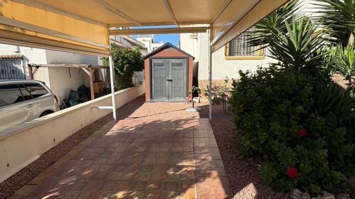 Image No.33-3 Bed Property for sale