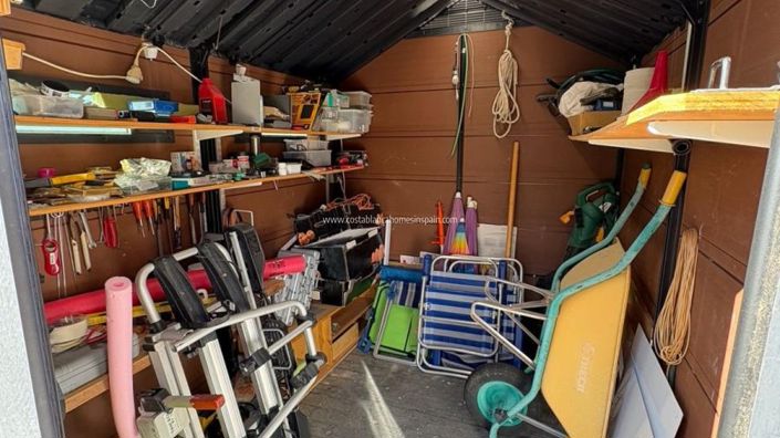 Image No.40-3 Bed Property for sale