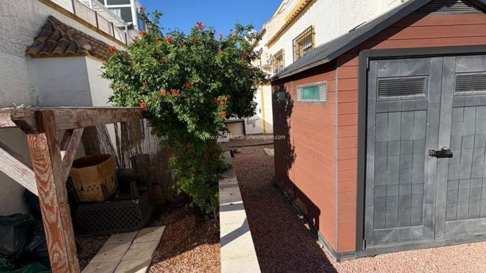 Image No.38-3 Bed Property for sale