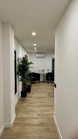 Image No.10-3 Bed Apartment for sale