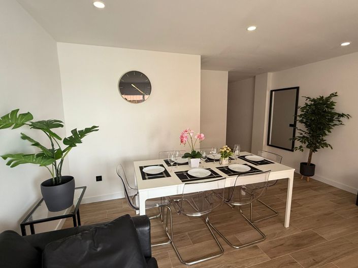 Image No.9-3 Bed Apartment for sale