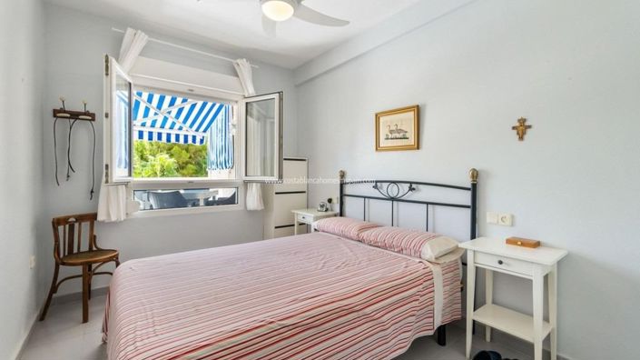 Image No.13-3 Bed Apartment for sale