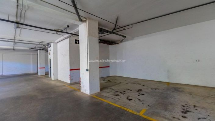 Image No.4-3 Bed Apartment for sale