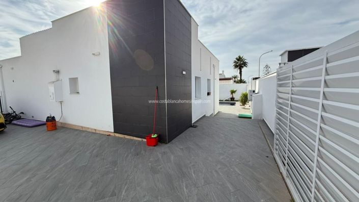 Image No.35-Villa de 5 chambres à vendre à Ciudad Quesada