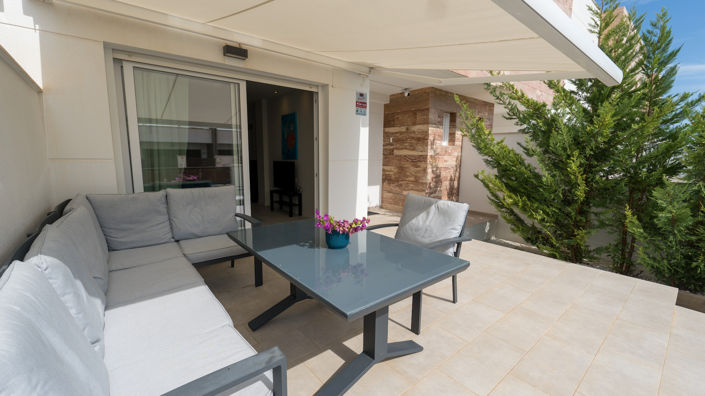 Image No.10-4 Bed Townhouse for sale