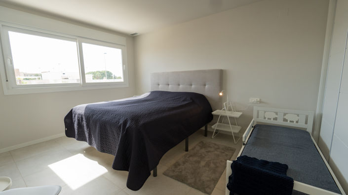 Image No.27-4 Bed Townhouse for sale