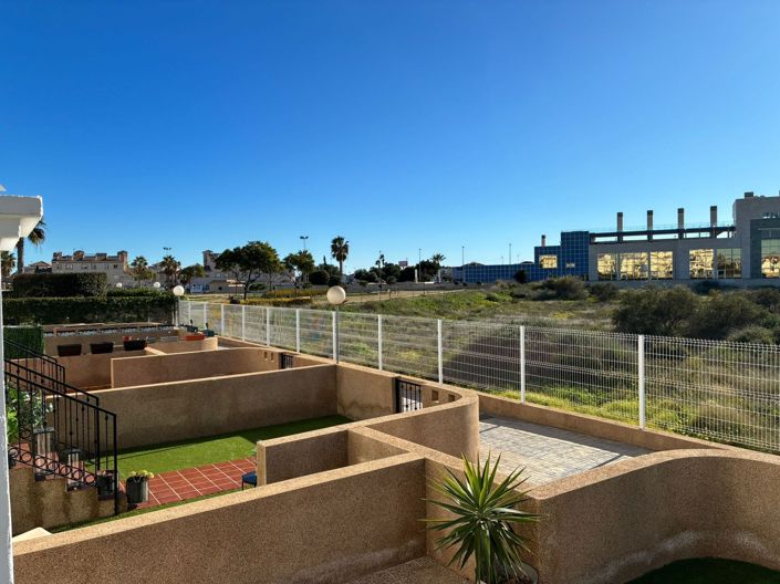 Image No.44-2 Bed Apartment for sale