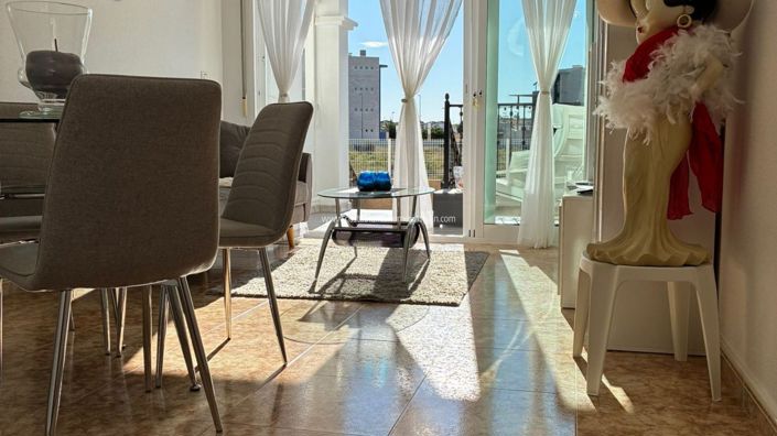 Image No.18-2 Bed Apartment for sale