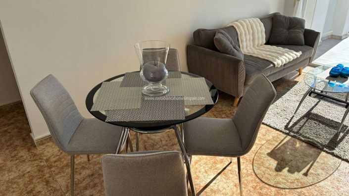 Image No.20-2 Bed Apartment for sale