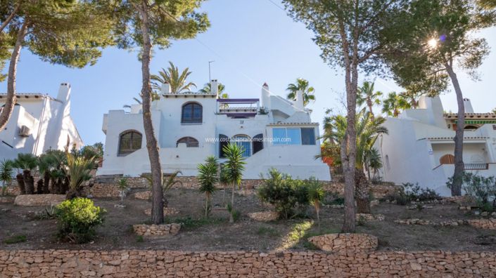 Image No.44-2 Bed Property for sale