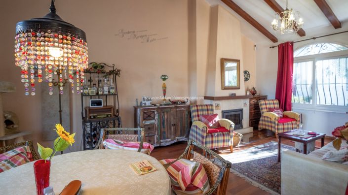 Image No.9-2 Bed Property for sale