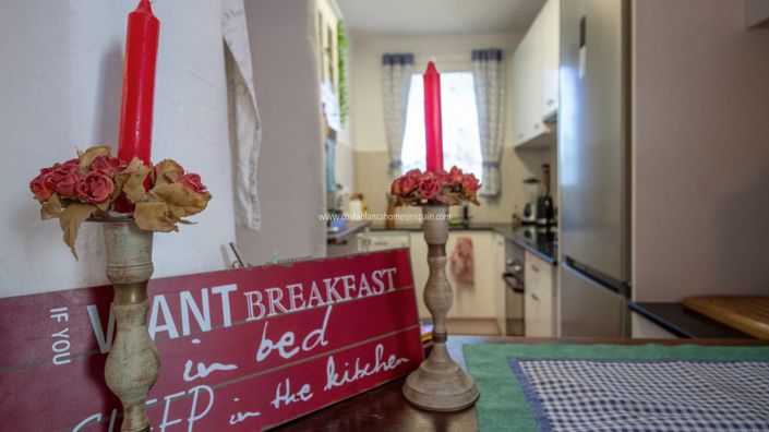 Image No.11-2 Bed Property for sale