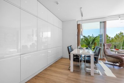 o1jdldf3tu1m94o6d1ruo1vu7b4b2q