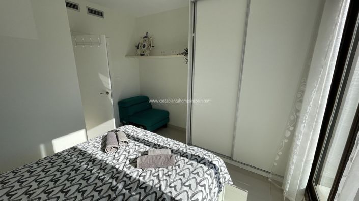 Image No.21-2 Bed Property for sale