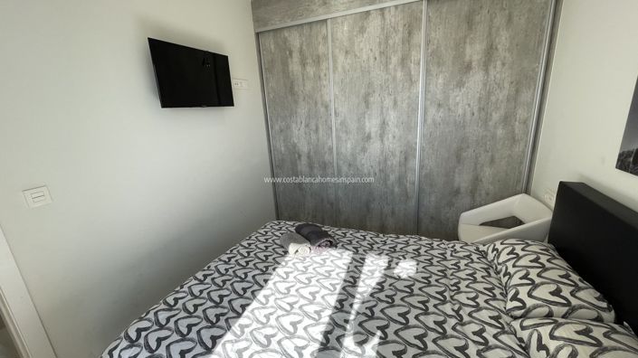 Image No.23-2 Bed Property for sale