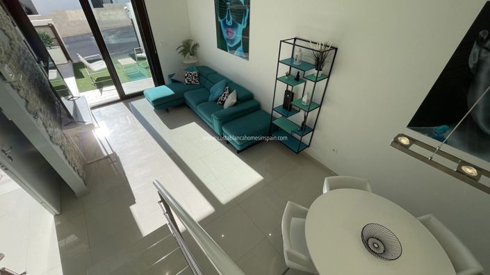 Image No.18-2 Bed Property for sale