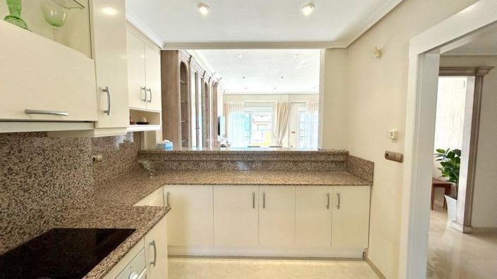 Image No.10-3 Bed Apartment for sale