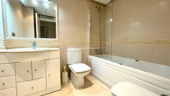 Image No.14-3 Bed Apartment for sale