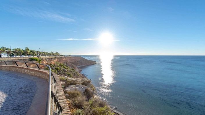 Image No.40-3 Bed Apartment for sale