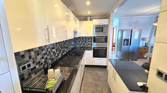 Image No.6-4 Bed Townhouse for sale