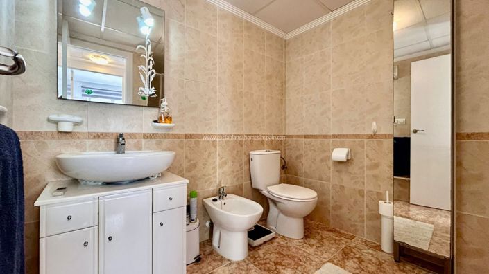 Image No.11-Appartement de 2 chambres à vendre à Punta Prima