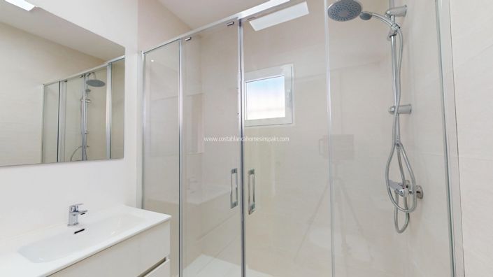 Image No.26-2 Bed Villa for sale