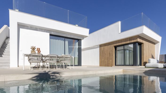 Image No.16-3 Bed Villa / Detached for sale