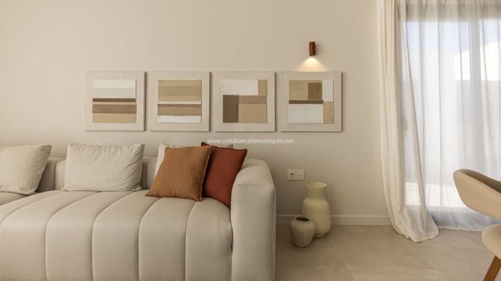 Image No.30-3 Bed Villa / Detached for sale