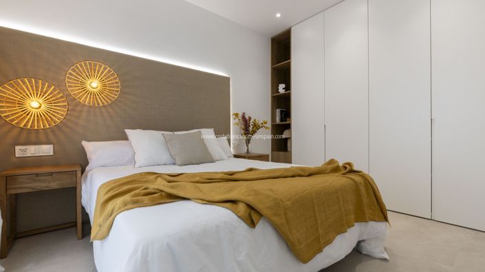 Image No.45-3 Bed Villa / Detached for sale