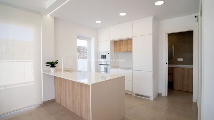 Image No.15-3 Bed Villa for sale