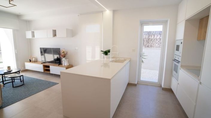 Image No.17-3 Bed Villa for sale