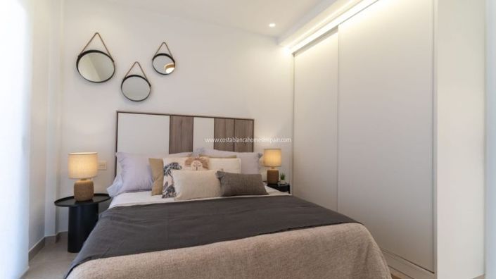 Image No.27-3 Bed Villa for sale