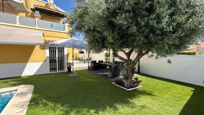 Image No.5-3 Bed Villa for sale