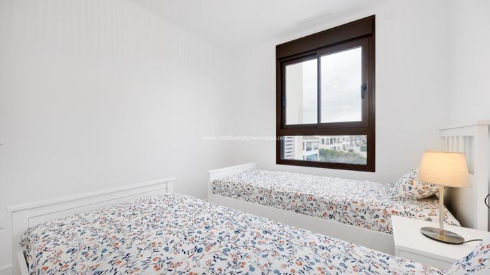 Image No.28-2 Bed Apartment for sale