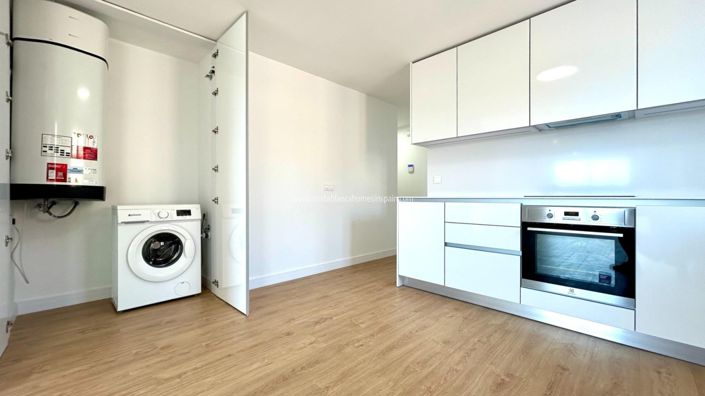 Image No.8-2 Bed Apartment for sale