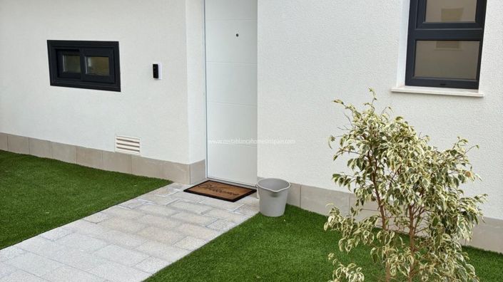 Image No.30-2 Bed Apartment for sale