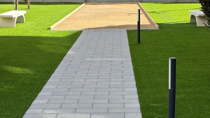 Image No.33-2 Bed Apartment for sale